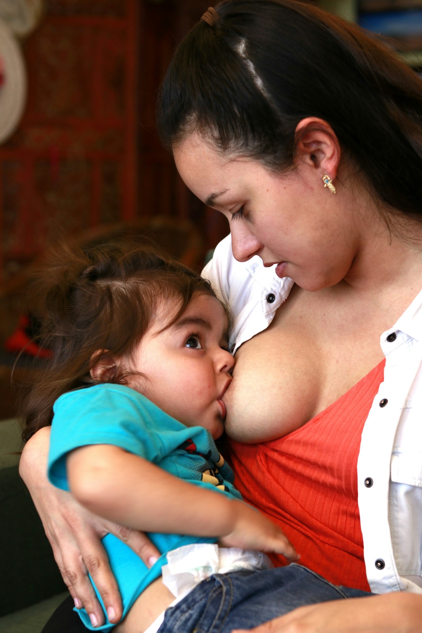Overcoming Common Challenges in Early Parenthood